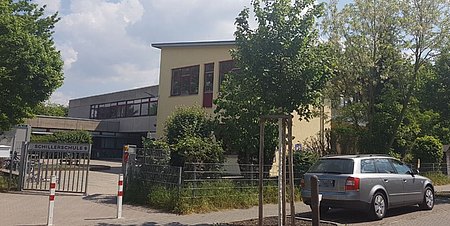 Haupteingang der Schillerschule Griesheim  